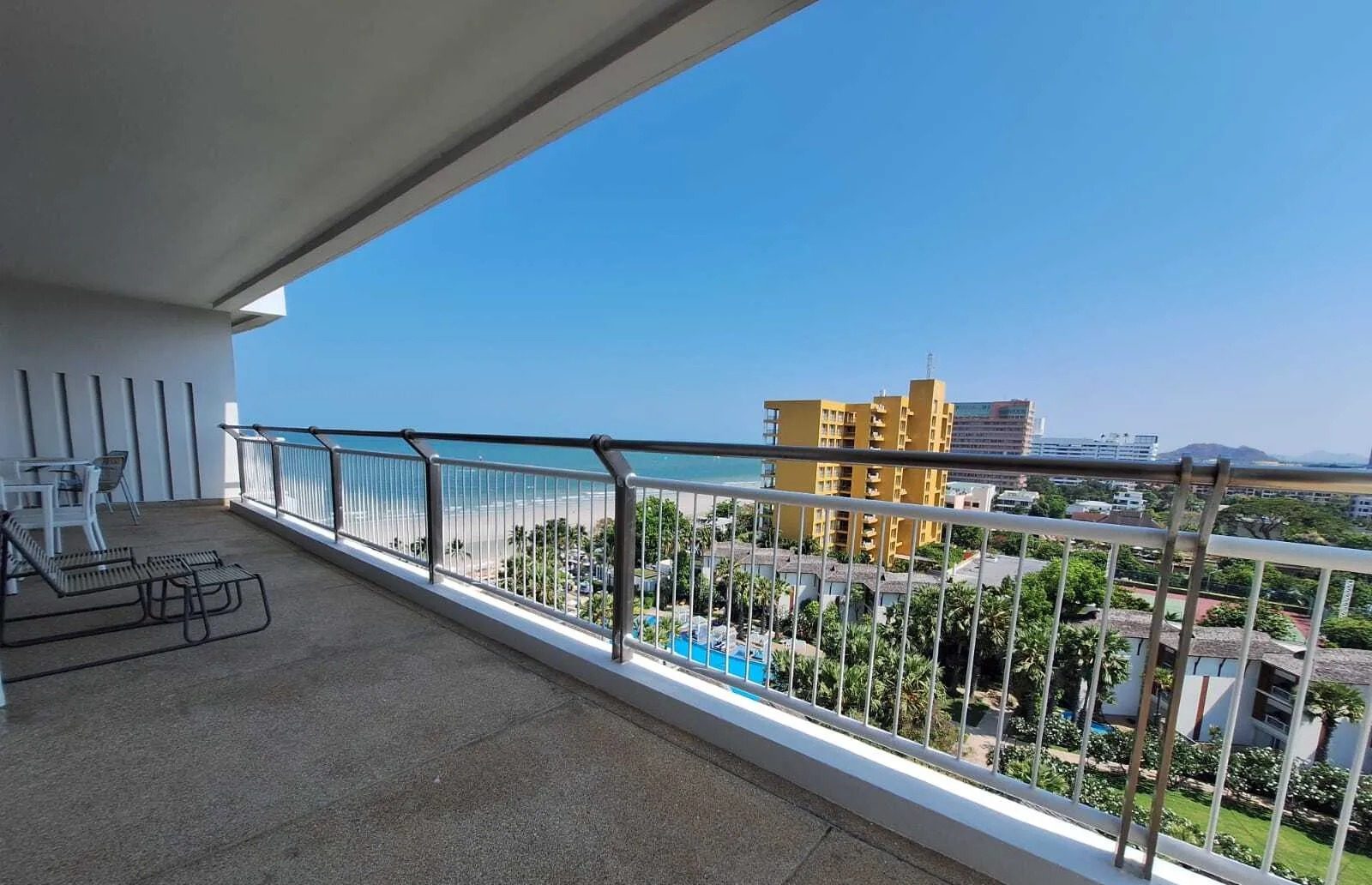 2 Bedroom Condo for rent at Baan Rom Ruen — photo 1