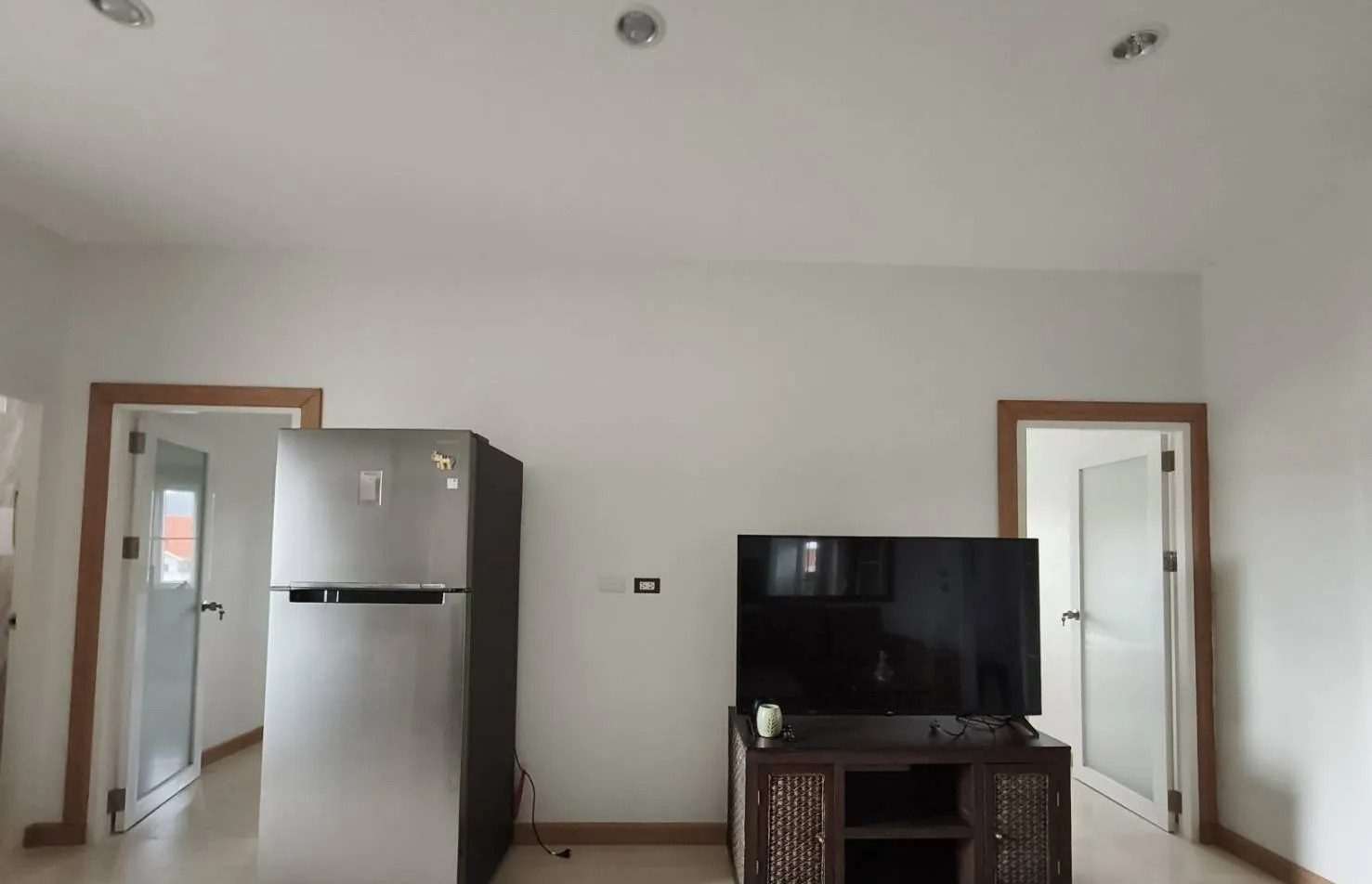 2 Bedroom Apartment for rent at New Horizon — photo 2