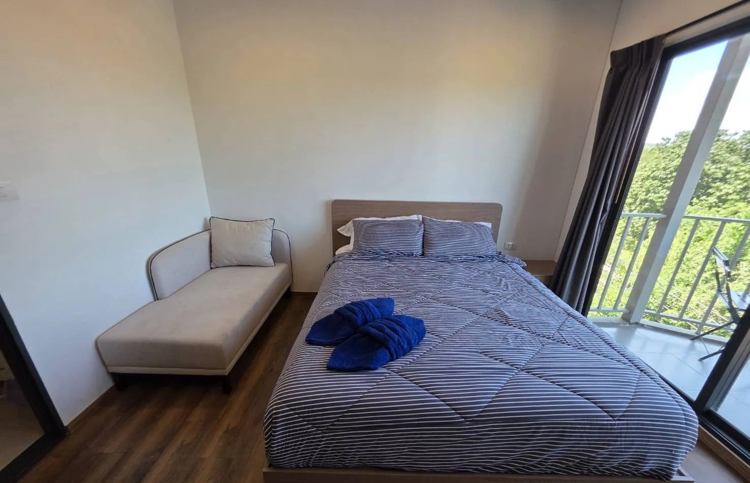 1 Bedroom Condo for rent at La Habana — photo 4
