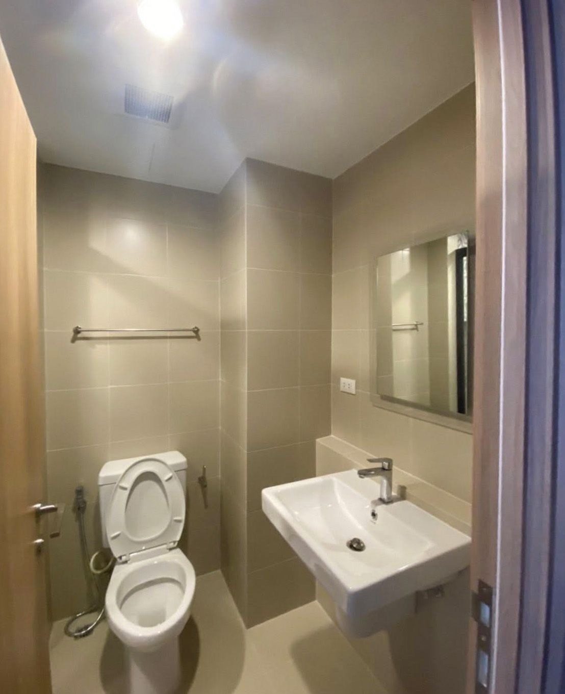Studio Condo for rent at La Habana — photo 5