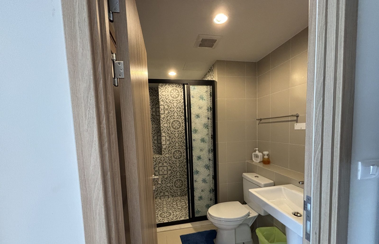 2 Bedroom Condo for rent at La Habana — photo 5
