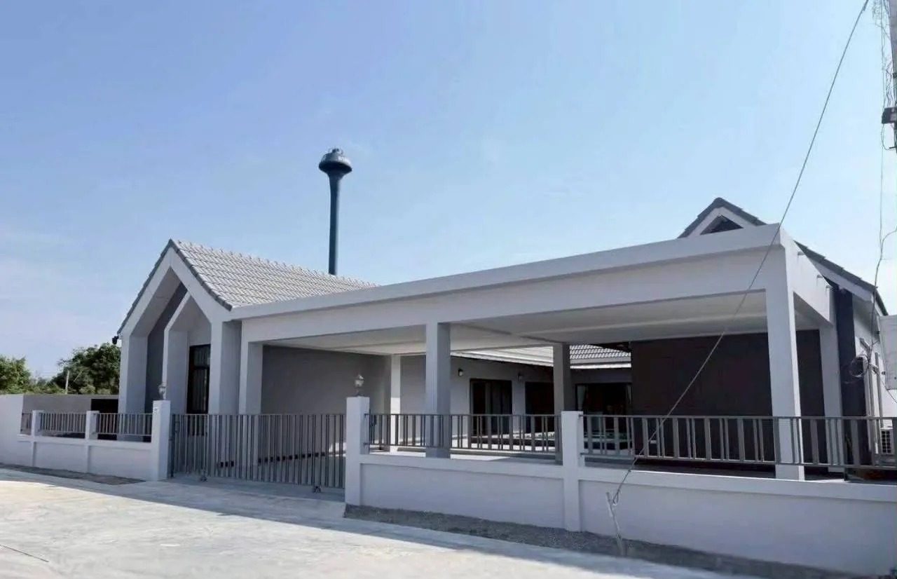 5 Bedroom Villa for rent at Arawan — photo 2