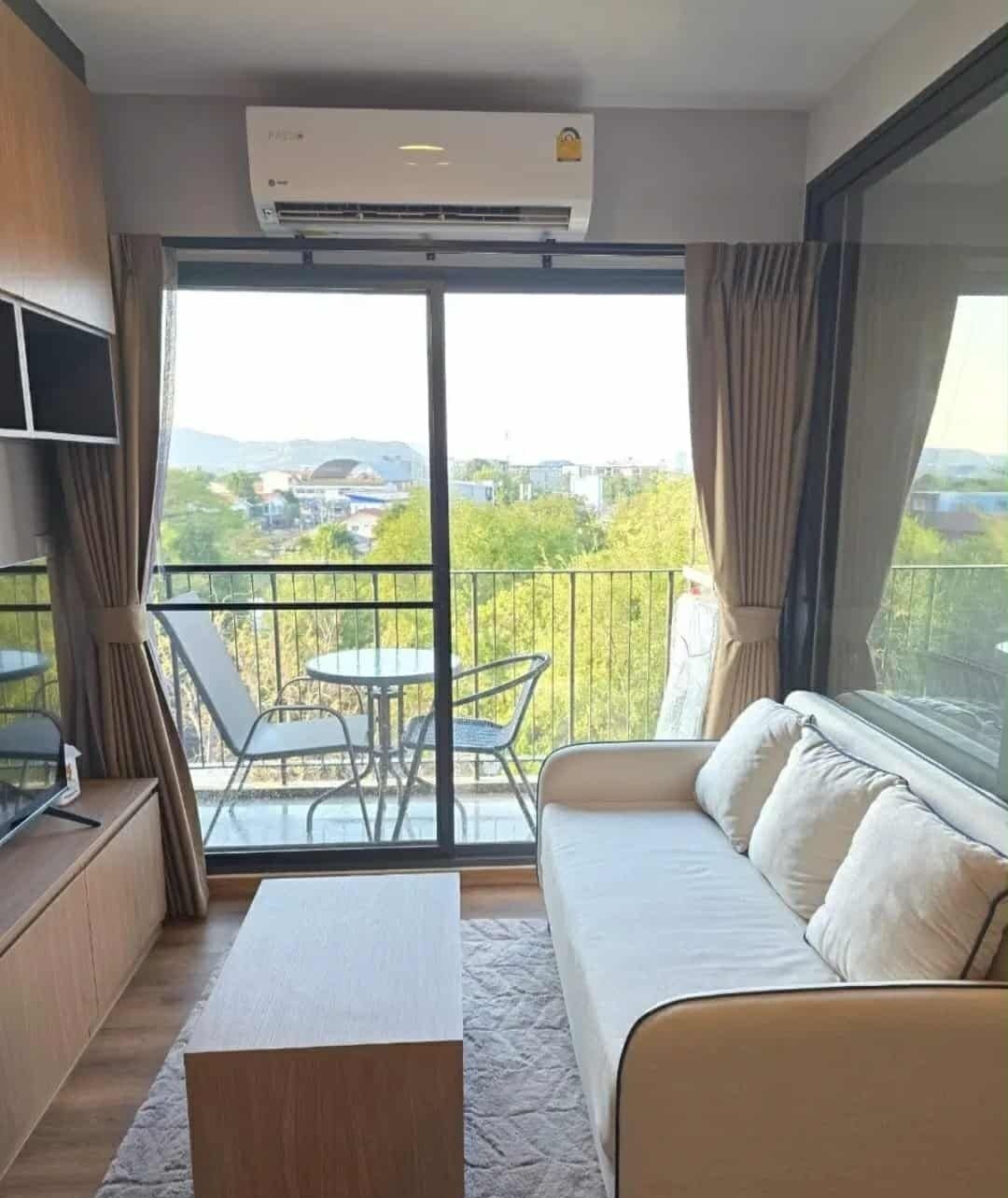 1 Bedroom Condo for rent at La Habana — photo 3