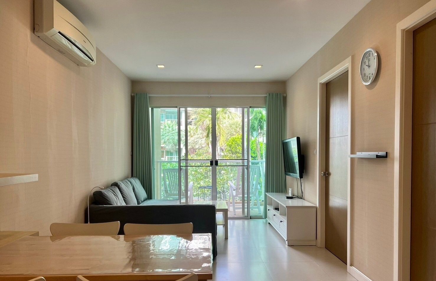 1 Bedroom Condo for rent at The Seacraze — photo 2