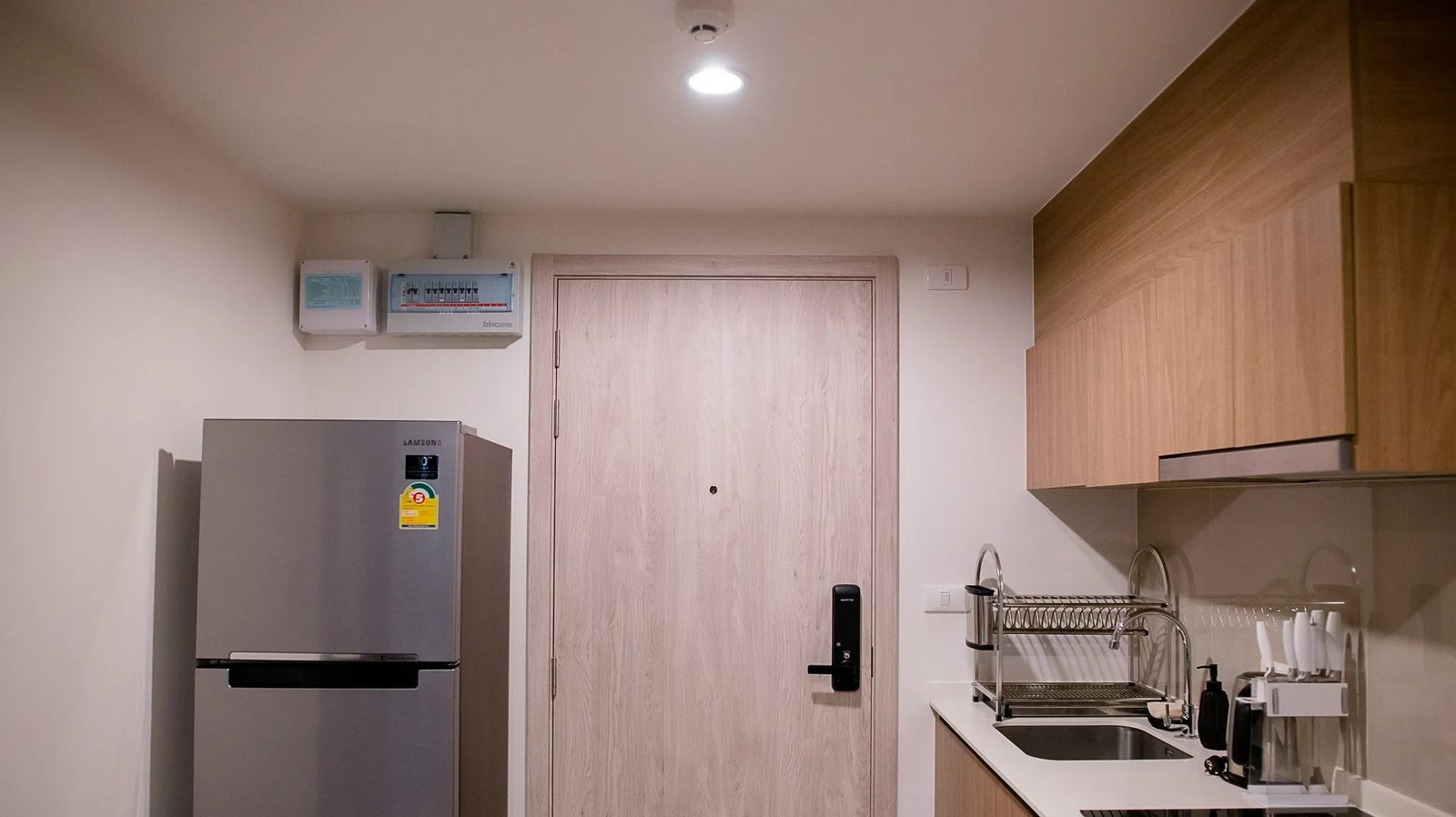 1 Bedroom Condo for rent at La Casita — photo 4
