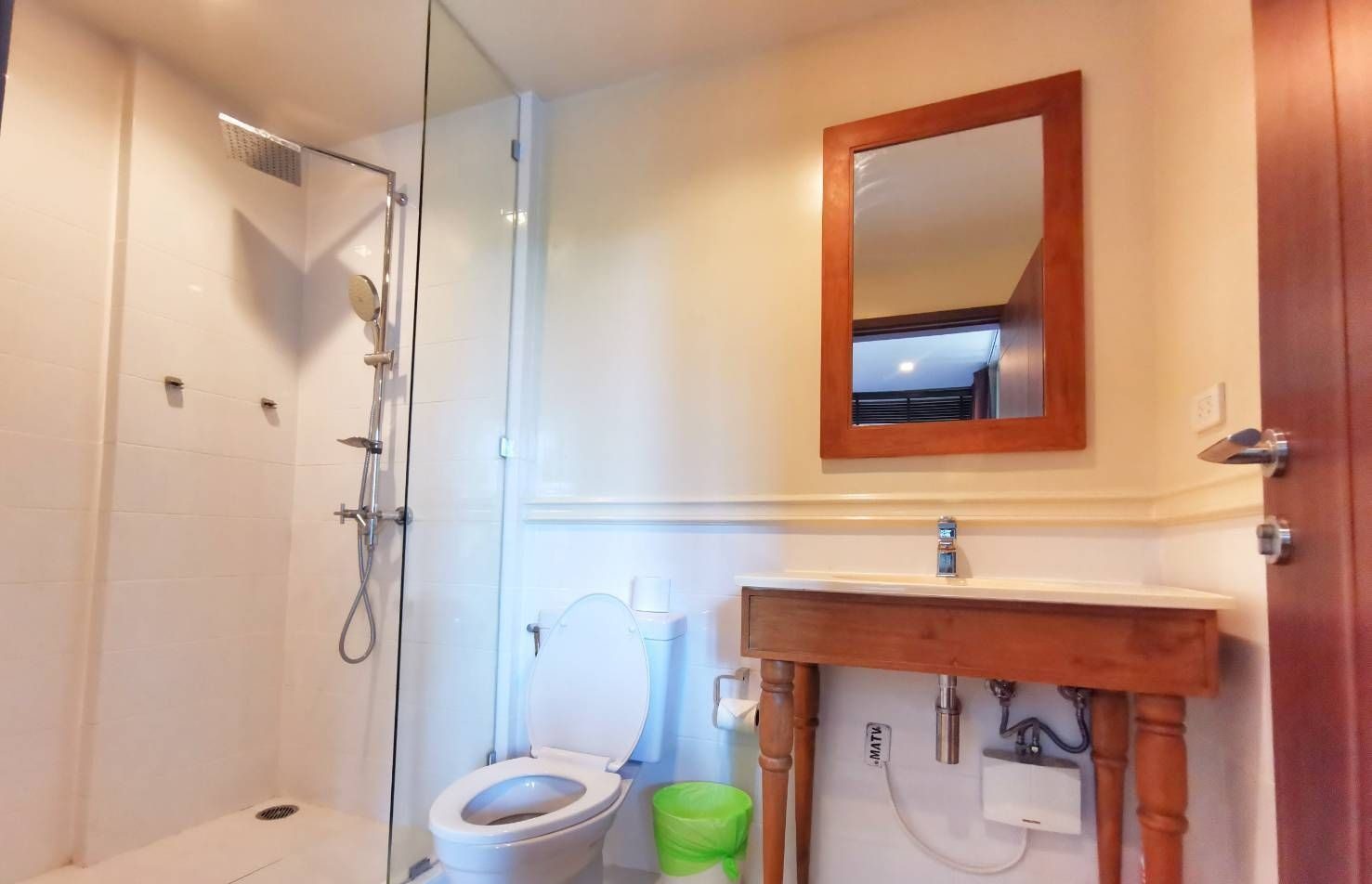 1 Bedroom Condo for rent at Autumn Condominium — photo 3
