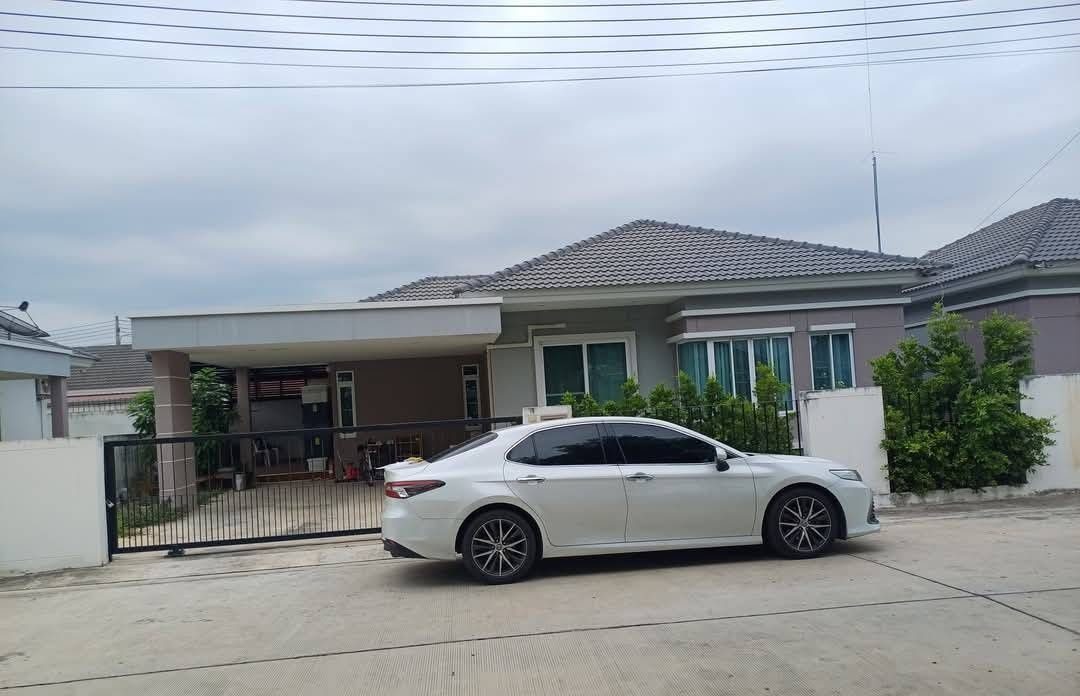 3 Bedroom House for rent at La Vallee Village Town