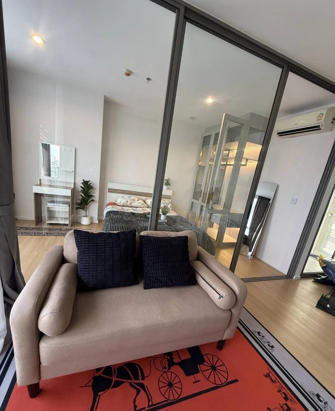 1 Bedroom Condo for rent at The Cuvee Tiwanon — photo 2