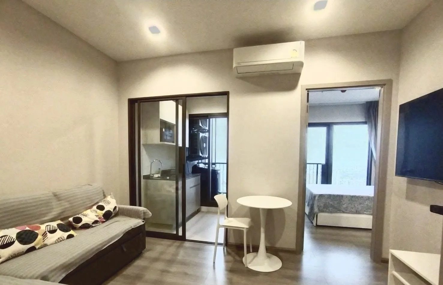 1 Bedroom Condo for rent at The Politan Aqua — photo 2