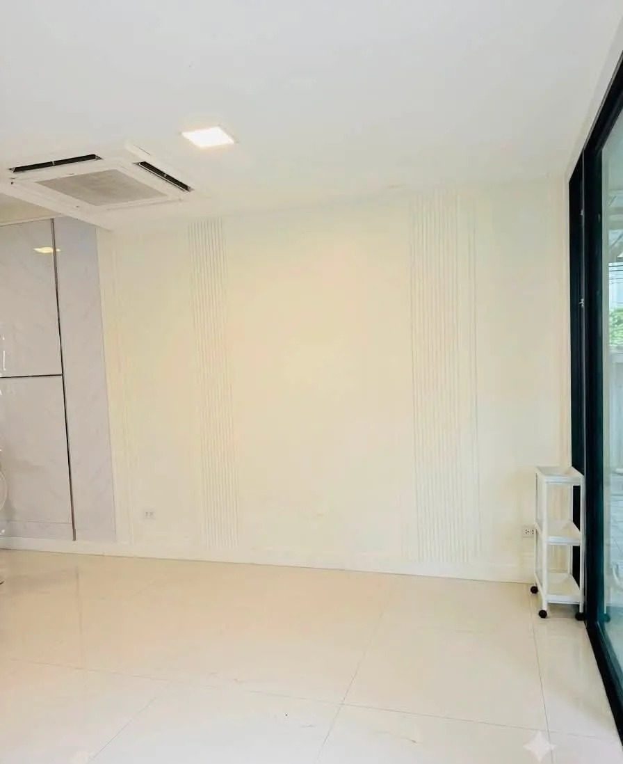 4 Bedroom Townhouse for rent at PATIO Ngamwongwan-Prachachuen — photo 2