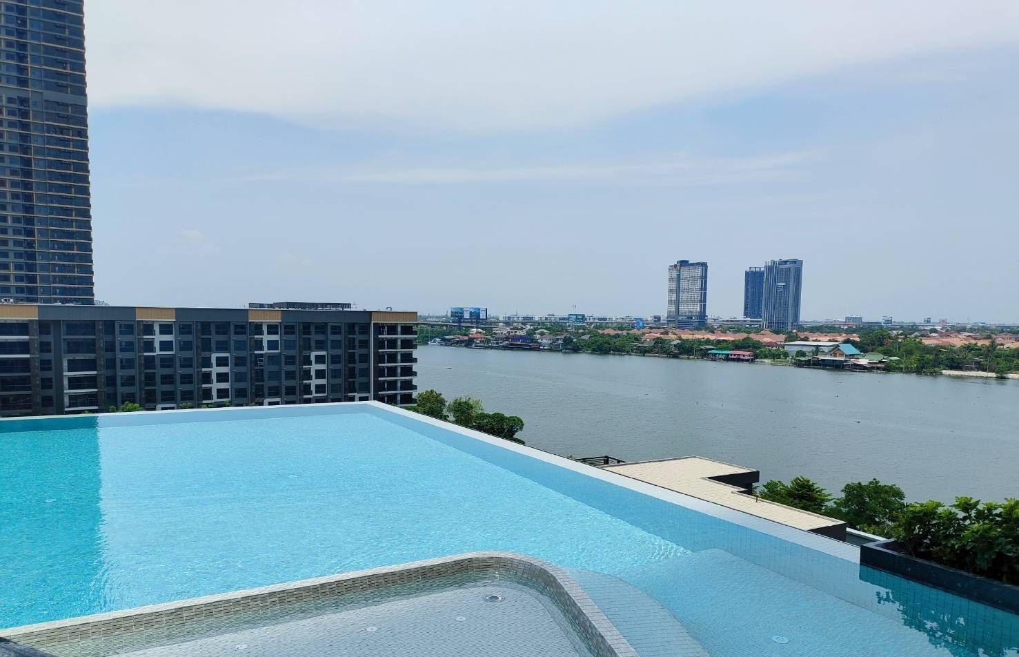 Studio Condo for rent at The Politan Aqua — photo 5