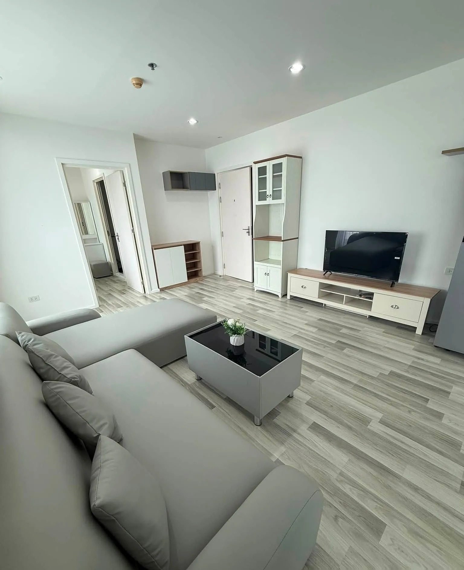 2 Bedroom Condo for rent at The Key Chaengwattana — photo 2
