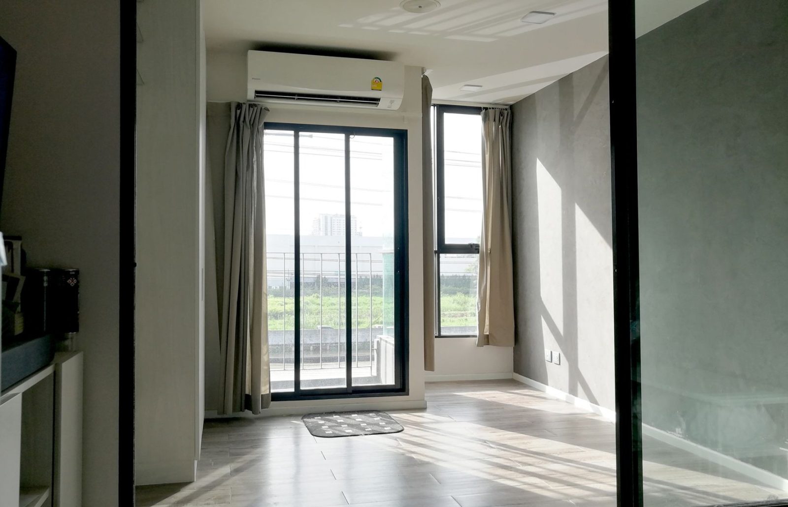 1 Bedroom Condo for rent at Atmoz Chaengwattana — photo 2