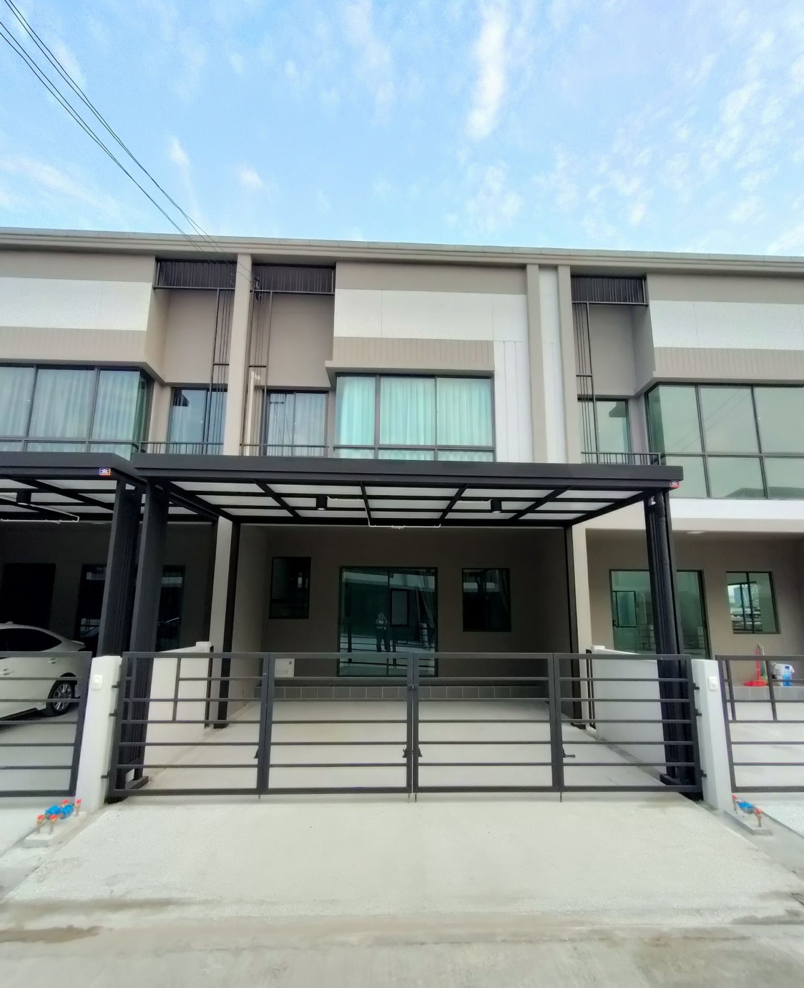 2 Bedroom Townhouse for rent at Grande Pleno Ratchapruek — photo 2