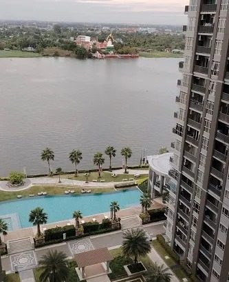 1 Bedroom Condo for rent at Manor Sanambinnam