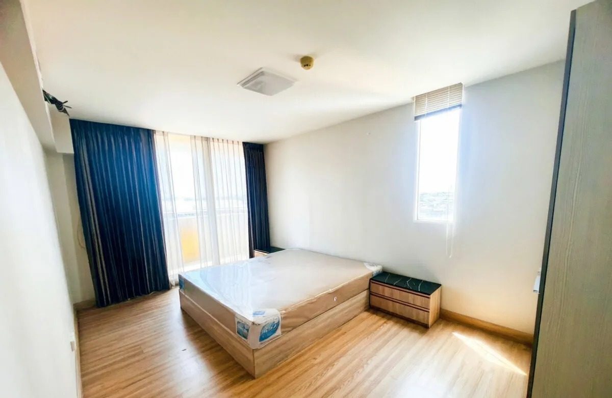 2 Bedroom Condo for rent at M Society — photo 5