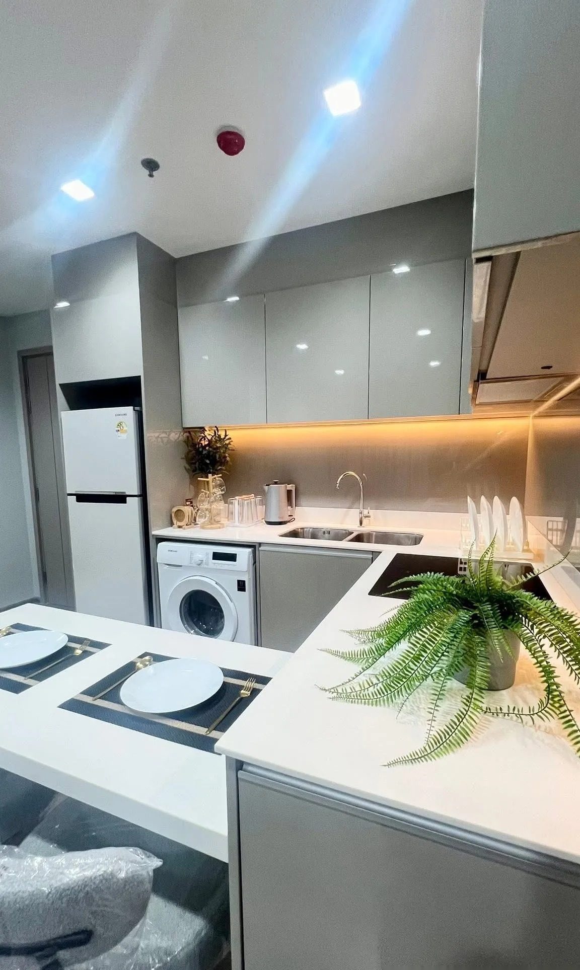 2 Bedroom Condo for rent at The Politan Rive — photo 3
