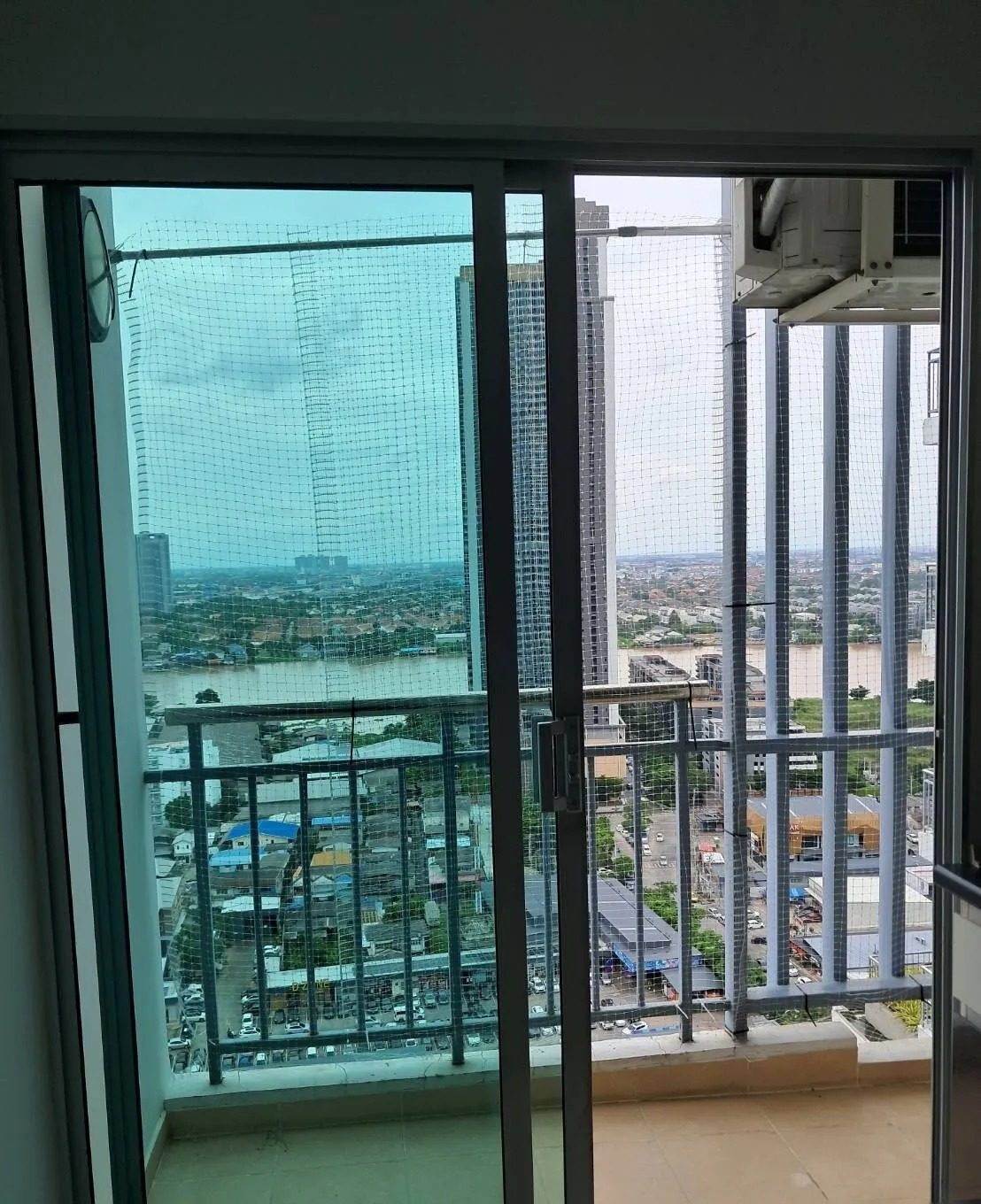 Studio Condo for rent at Supalai City Resort Phranangklao Station-Chao Phraya — photo 4