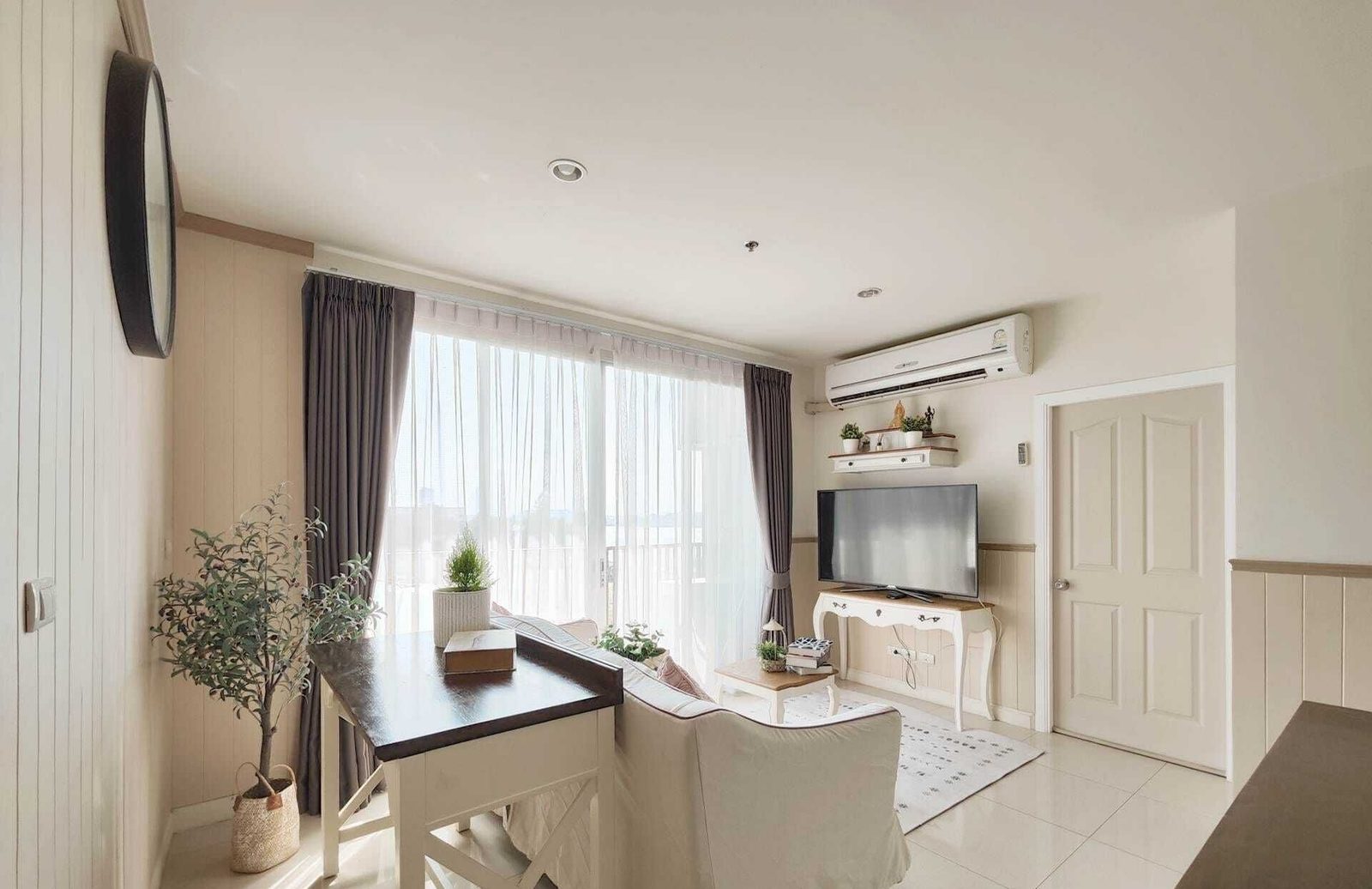 2 Bedroom Condo for rent at Manor Sanambinnam — photo 2