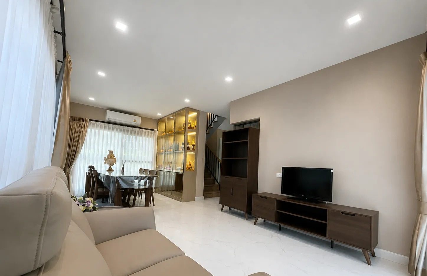 4 Bedroom House for rent at VENUE Rama 5 — photo 3