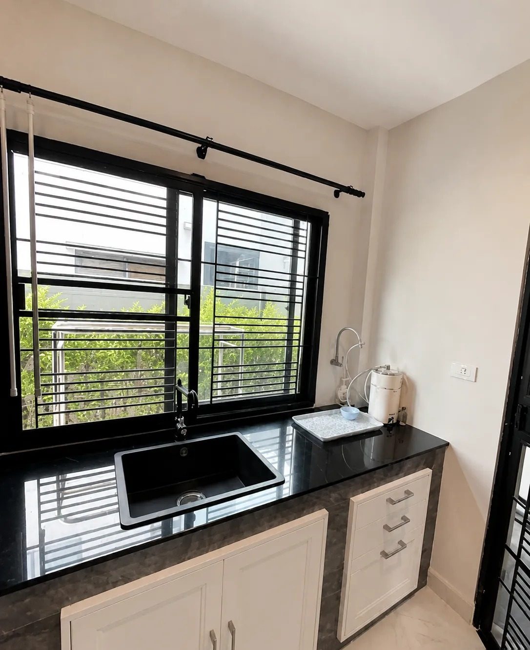 4 Bedroom House for rent at VENUE Rama 5 — photo 5