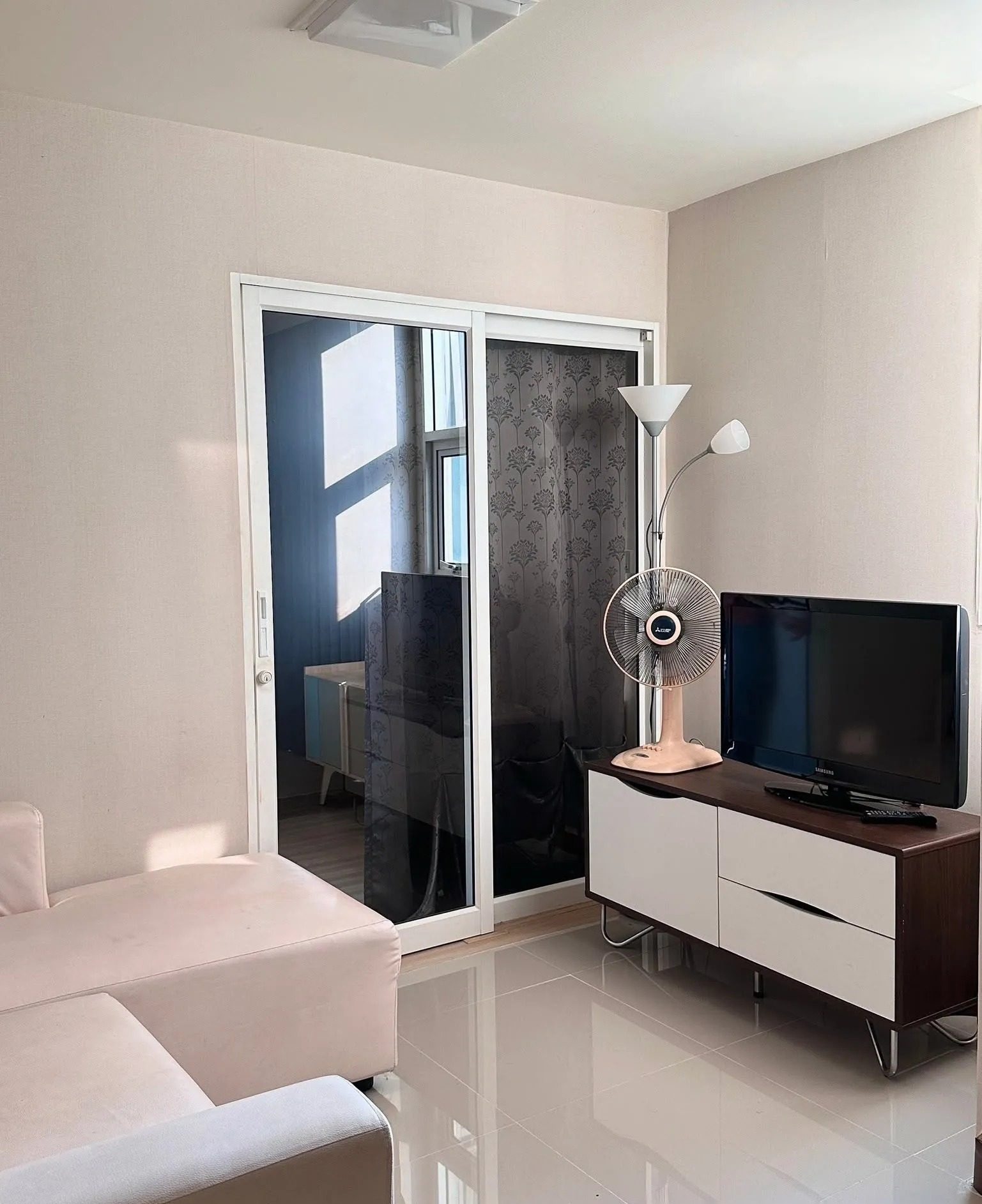 1 Bedroom Condo for rent at M Society — photo 2