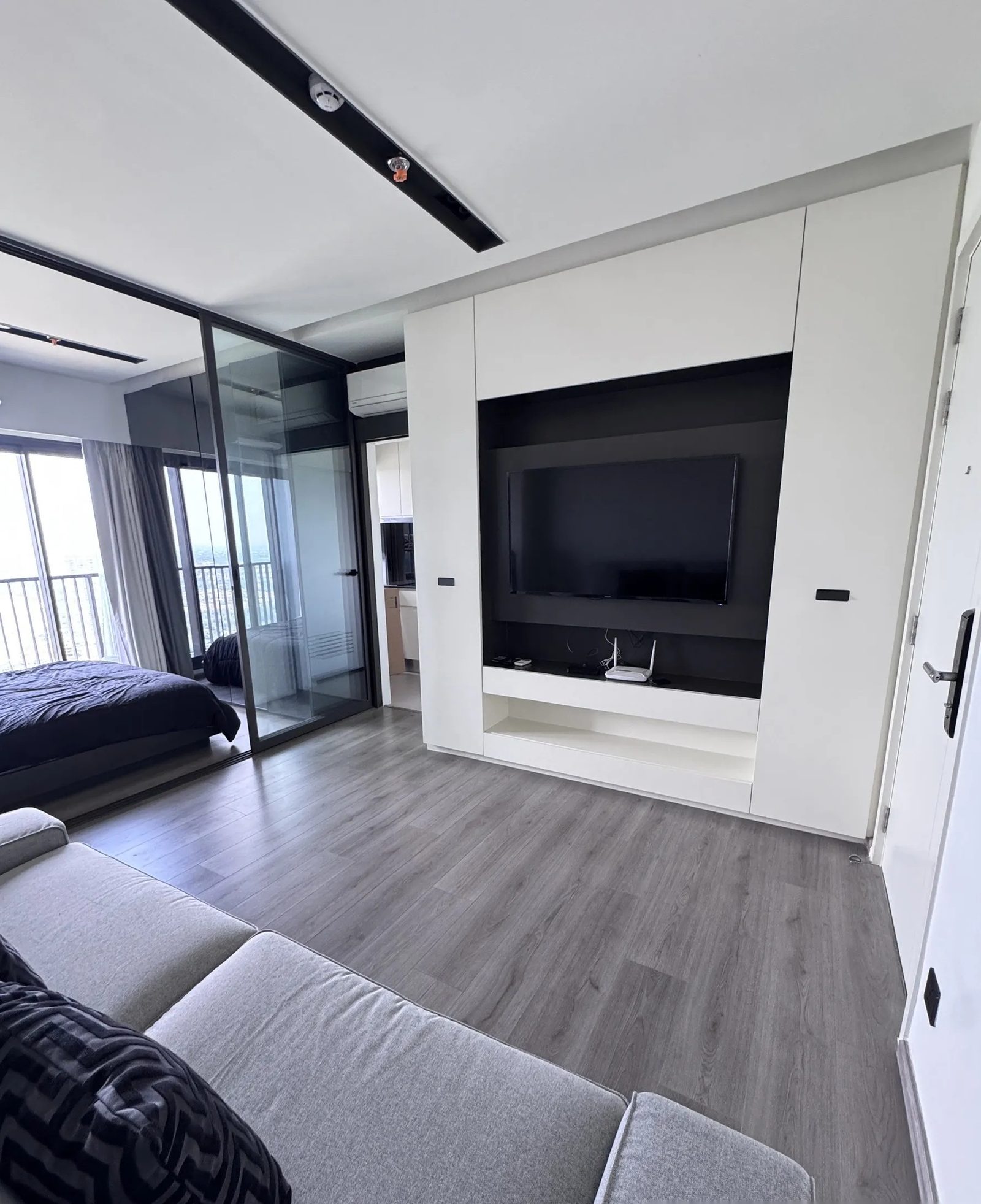 1 Bedroom Condo for rent at The Politan Aqua — photo 4