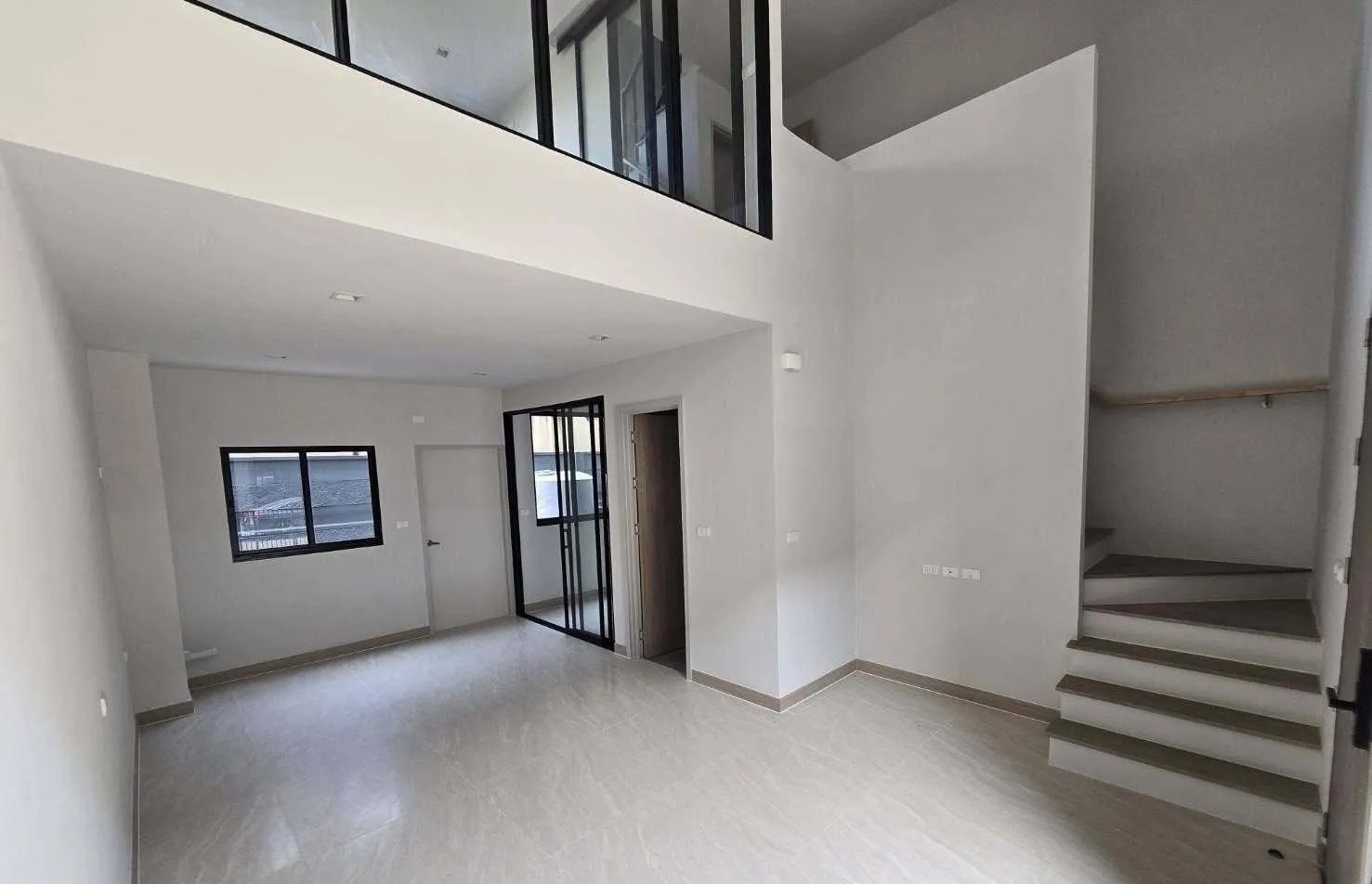 4 Bedroom Townhouse for rent at Nue Cove North Ratchapruek — photo 2