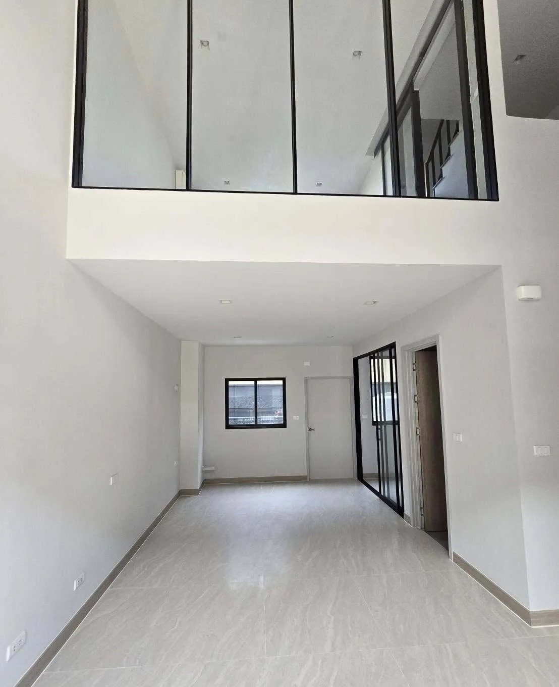 4 Bedroom Townhouse for rent at Nue Cove North Ratchapruek — photo 3