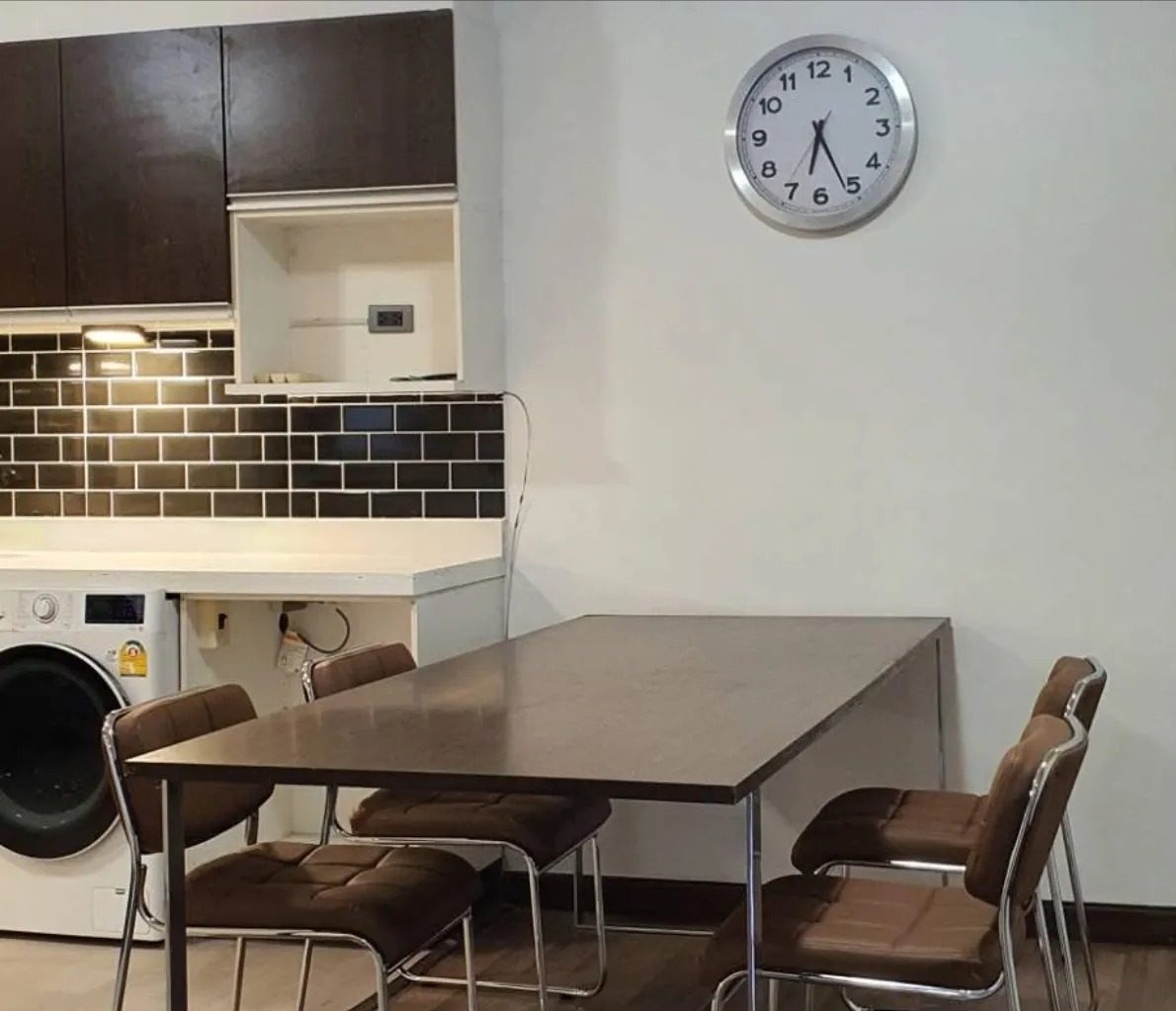 2 Bedroom Condo for rent at Lakeview Condominiums Geneva 1 — photo 4