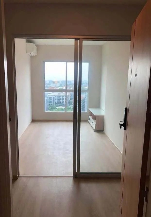 Studio Condo for rent at Lumpini Place Chaengwatthana Pakkret Station — photo 3