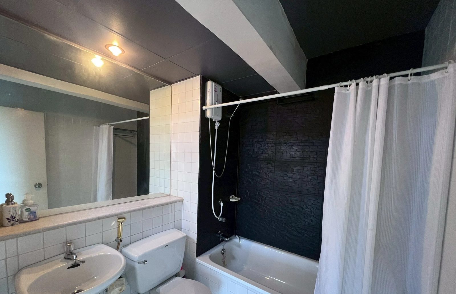 3 Bedroom Condo for rent at Riviera 3 Condominium — photo 5