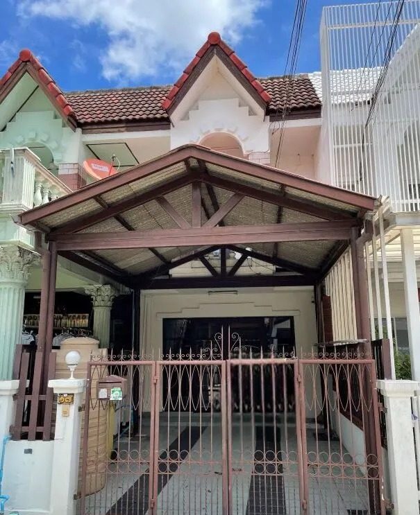 Townhouse for Rent in Rattanathibet — photo 2
