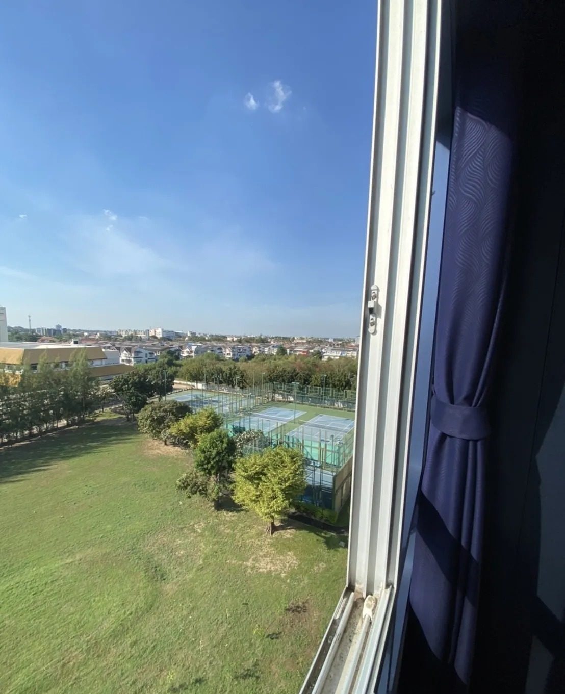 Studio Condo for rent at Hallmark Changwattana — photo 3
