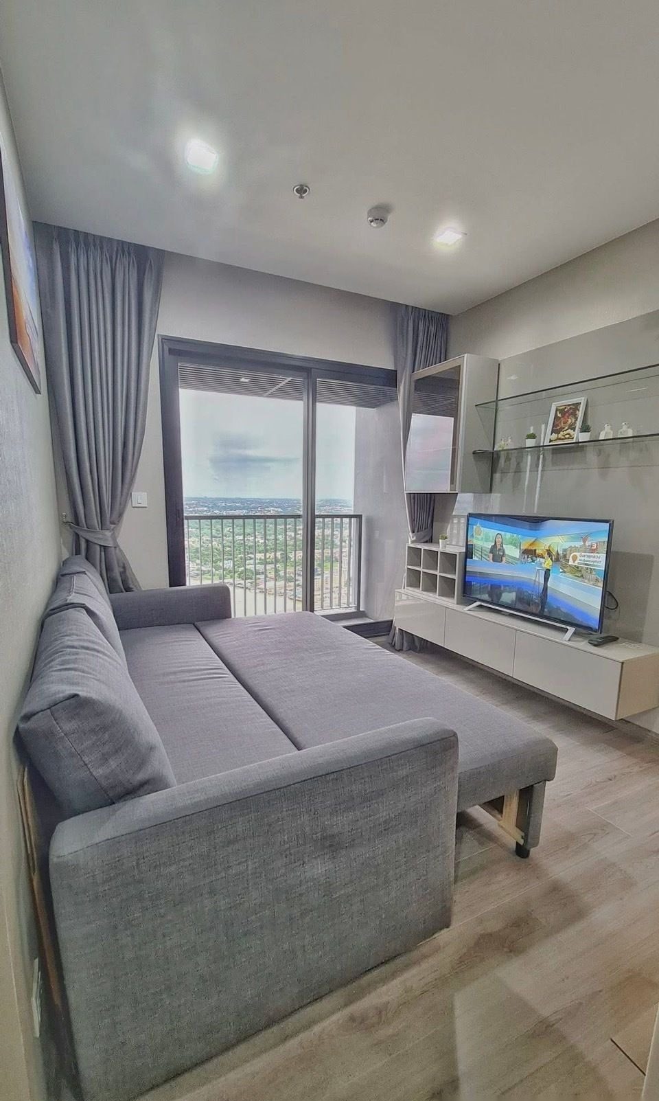 2 Bedroom Condo for rent at The Politan Rive — photo 4