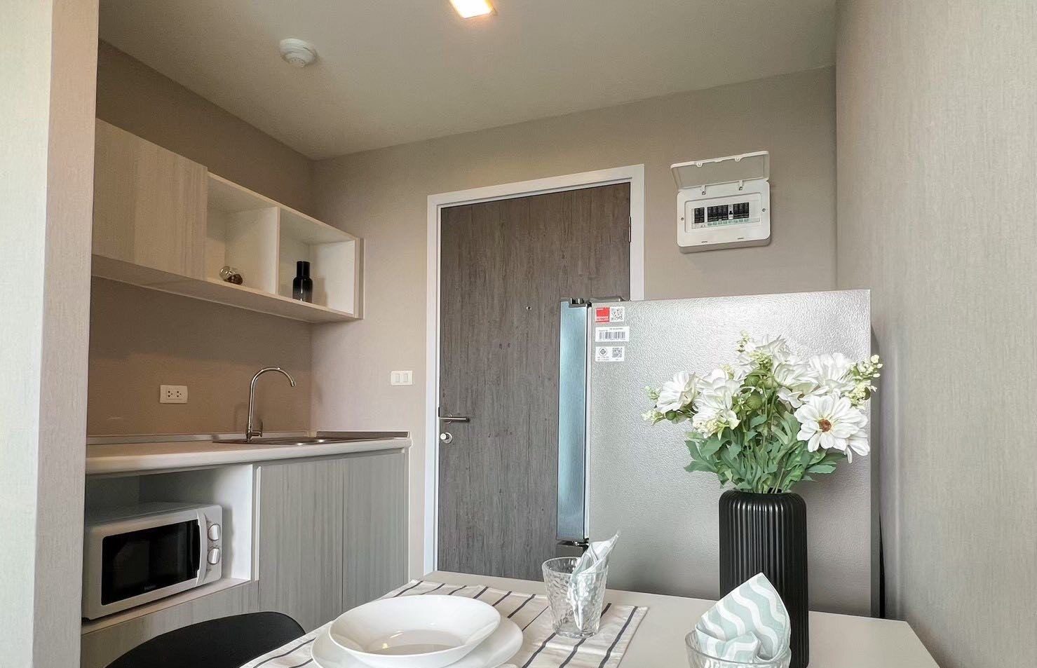 1 Bedroom Condo for rent at Metro Luxe Riverfront Rattanathibet — photo 3
