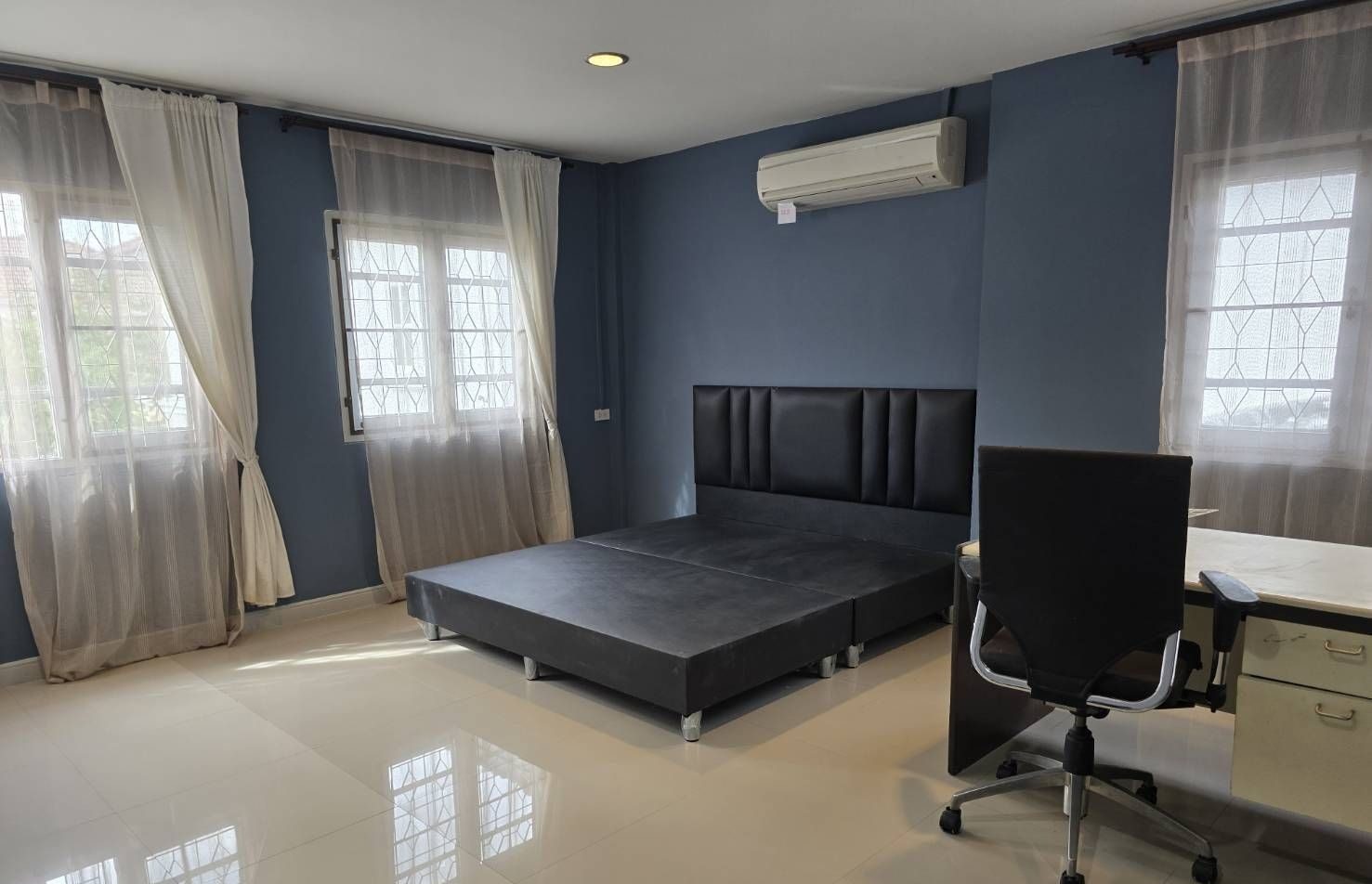 4 Bedroom House for rent at Perfect Place Rattanathibet-Saima — photo 3