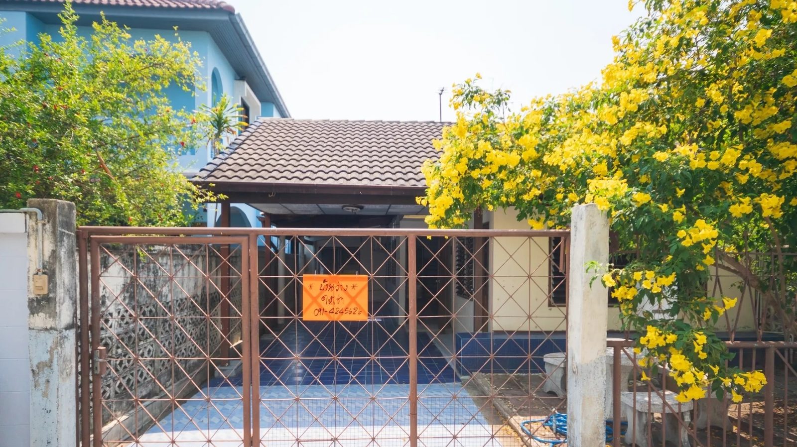 2 Bedroom House for rent at Prachaniwet 3 — photo 1