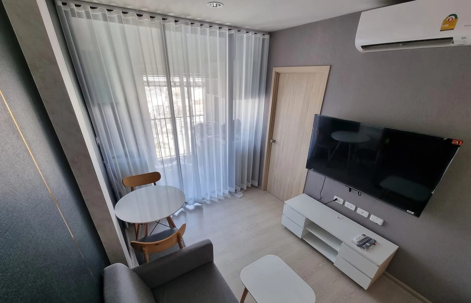 1 Bedroom Condo for rent at Nue Noble Ngamwongwan