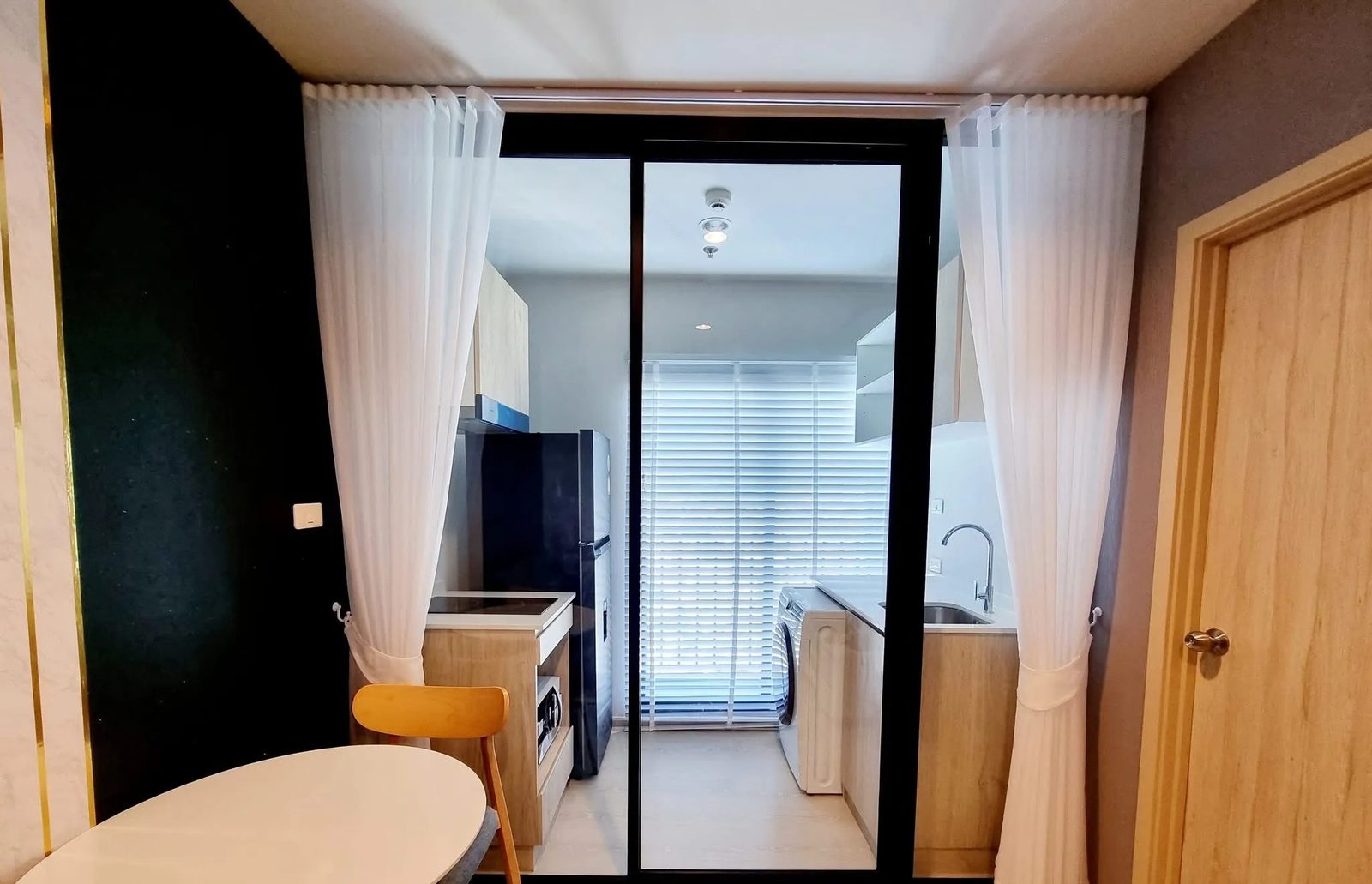 1 Bedroom Condo for rent at Nue Noble Ngamwongwan — photo 3