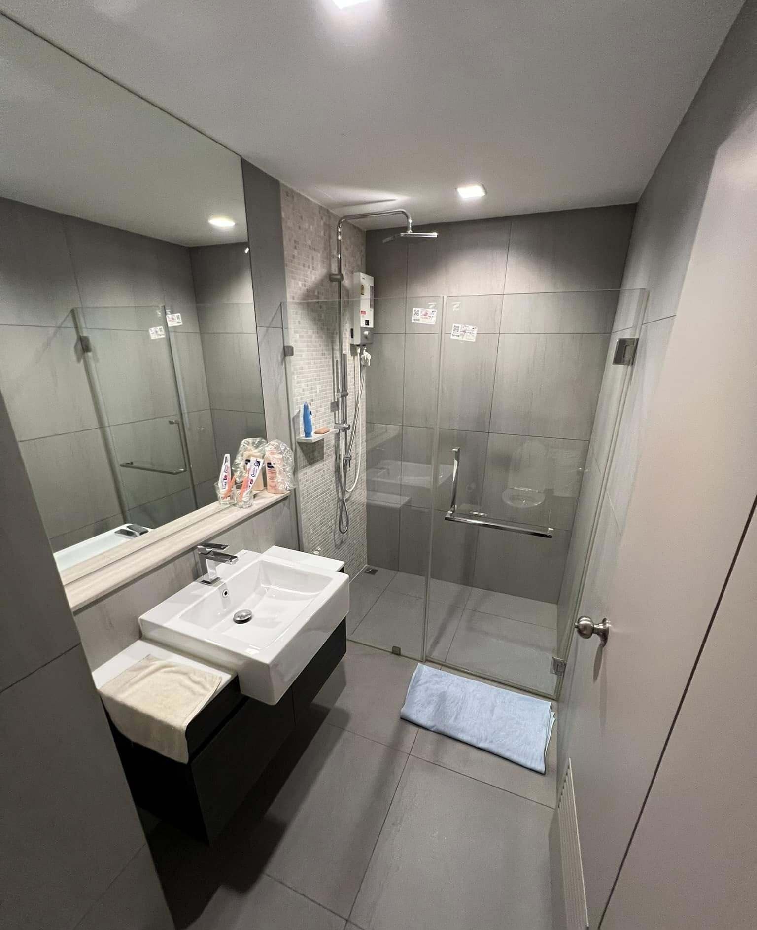 2 Bedroom Condo for rent at The Politan Rive — photo 5