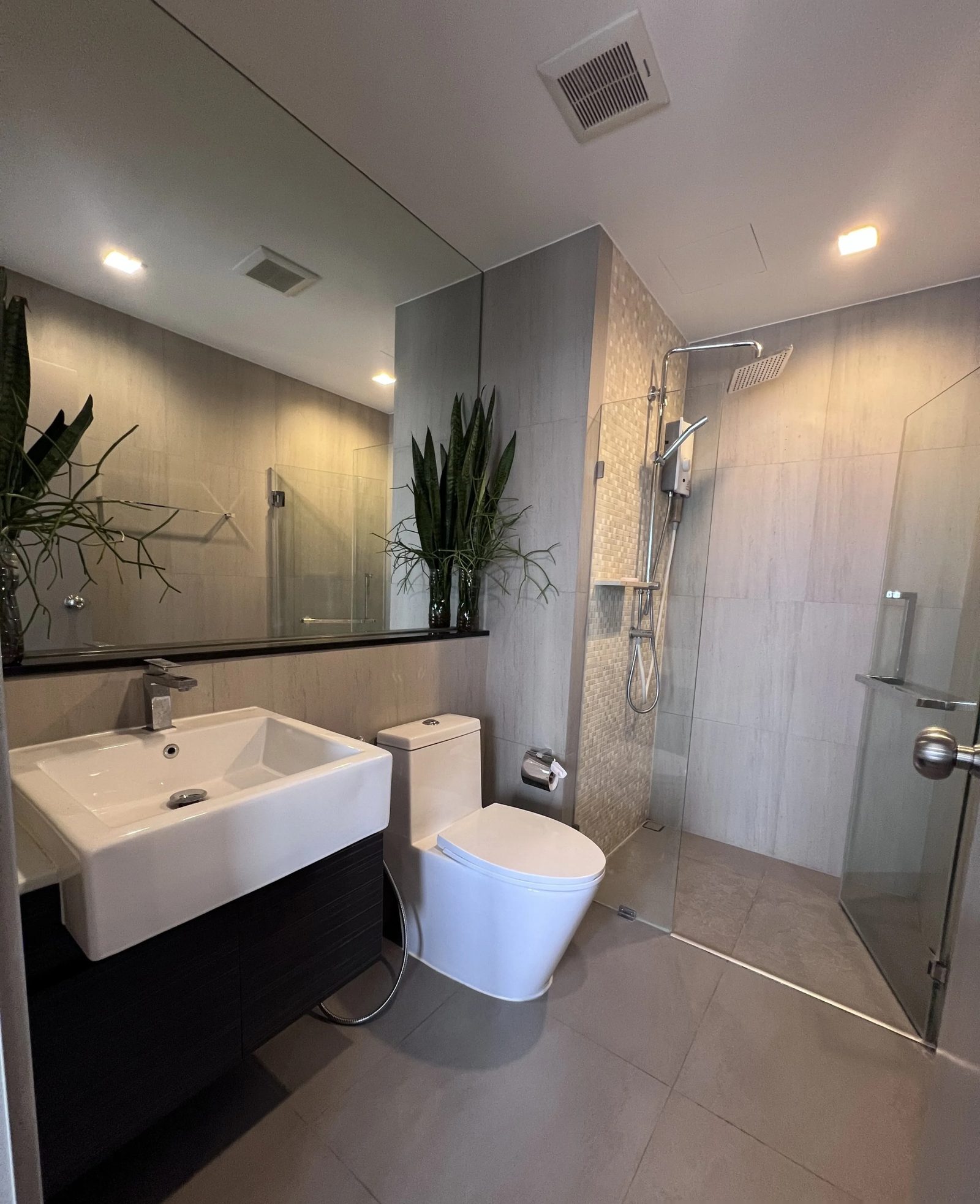 1 Bedroom Condo for rent at The Politan Aqua — photo 1