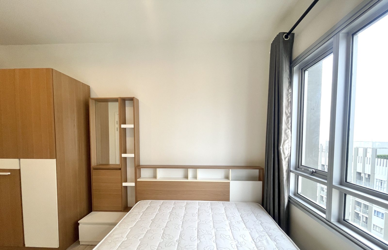 1 Bedroom Condo for rent at Manor Sanambinnam — photo 3
