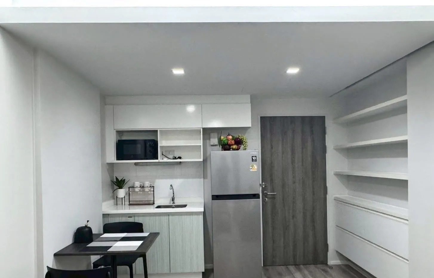 1 Bedroom Condo for rent at Double Lake Condominium — photo 3