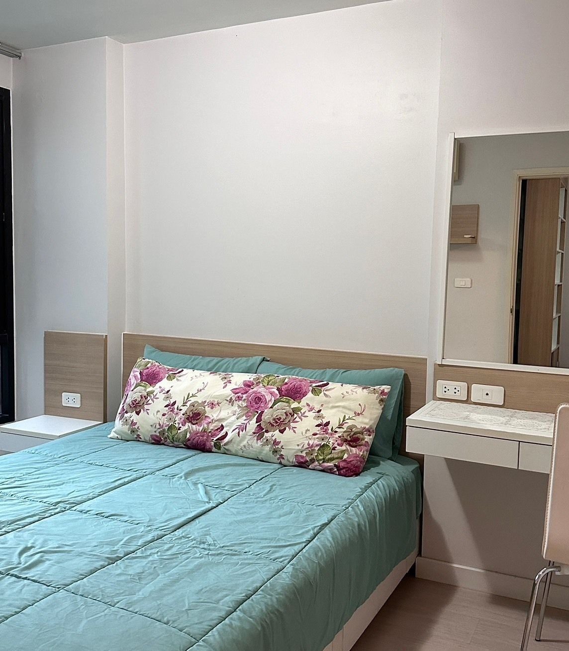 1 Bedroom Condo for rent at Proud X2 — photo 4