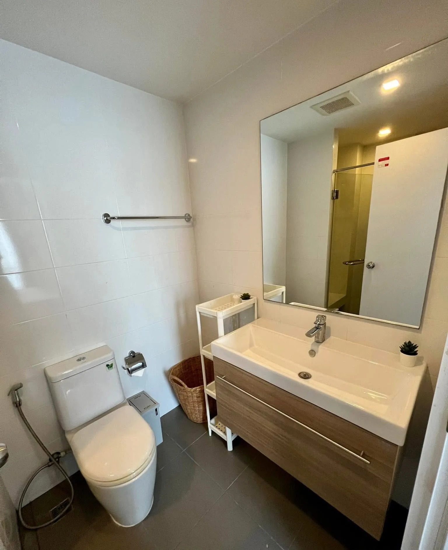 1 Bedroom Condo for rent at Metro Luxe Riverfront Rattanathibet — photo 3