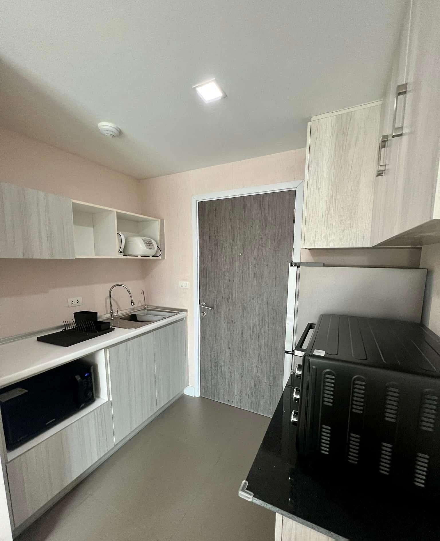 1 Bedroom Condo for rent at Metro Luxe Riverfront Rattanathibet — photo 4