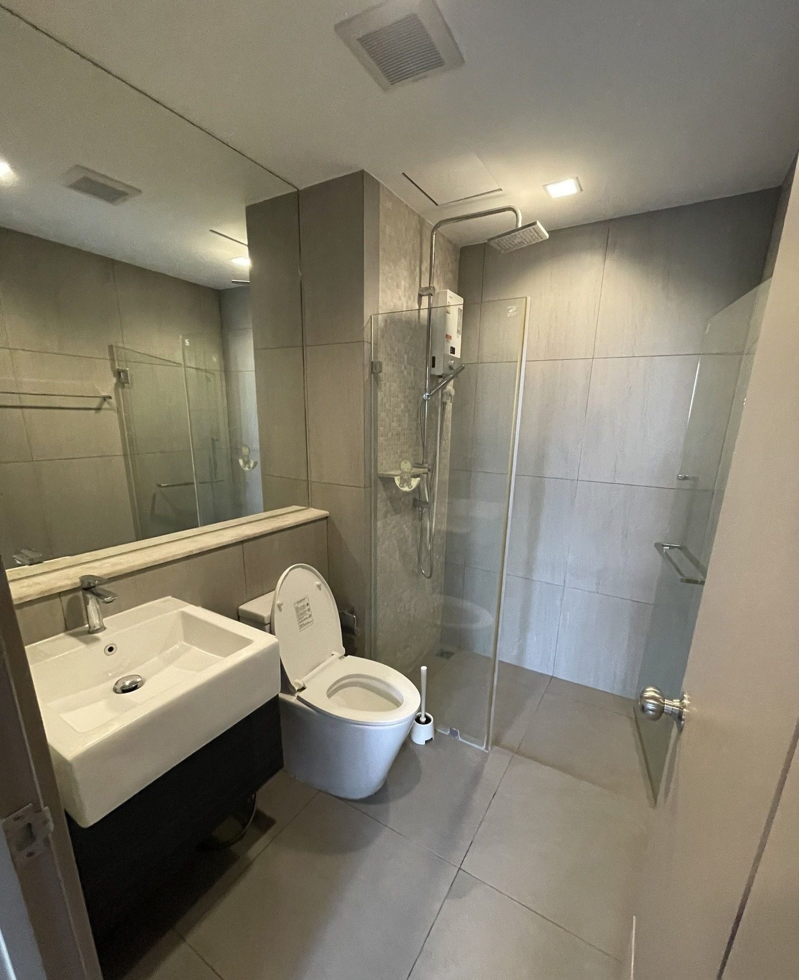 Studio Condo for rent at The Politan Rive — photo 5