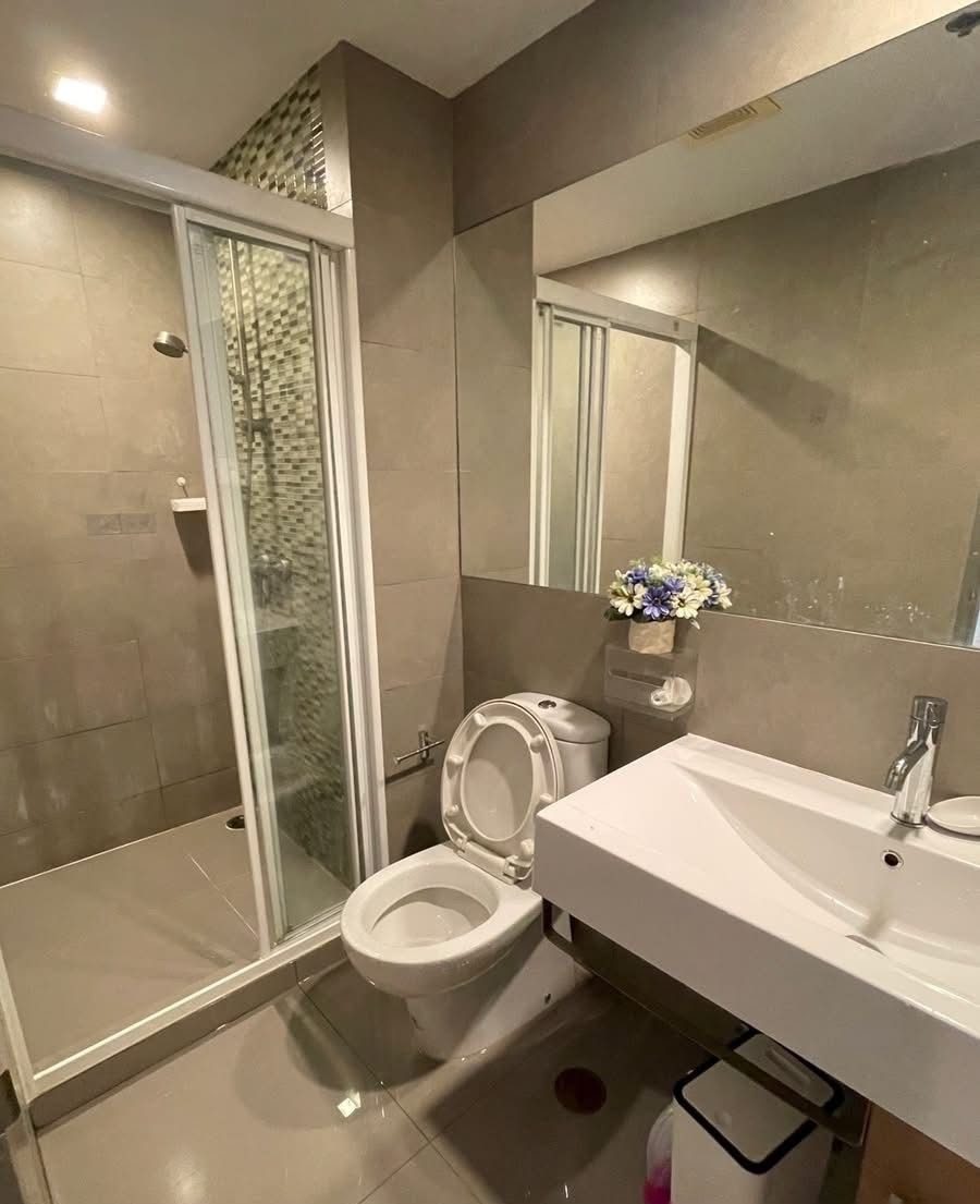 1 Bedroom Condo for rent at Grene Chaengwattana — photo 2