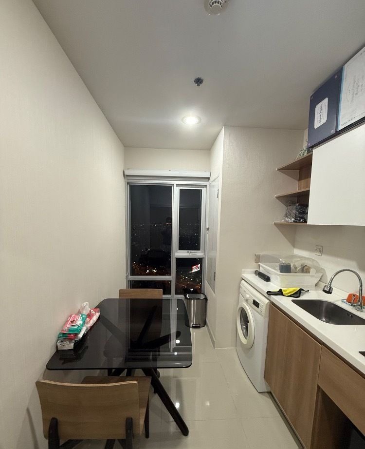 1 Bedroom Condo for rent at Centric Tiwanon Station — photo 4